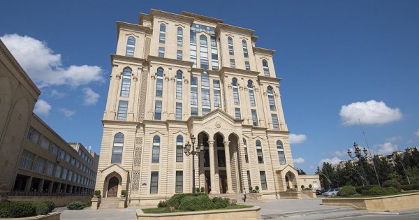 MSK sədri: “İndiyə qədər 1329 nəfər deputatlığa namizədliyini irəli sürüb”