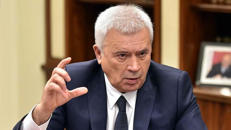 Azərbaycanlı milyarder “Forbes”in ilk üçlüyündə SİYAHI