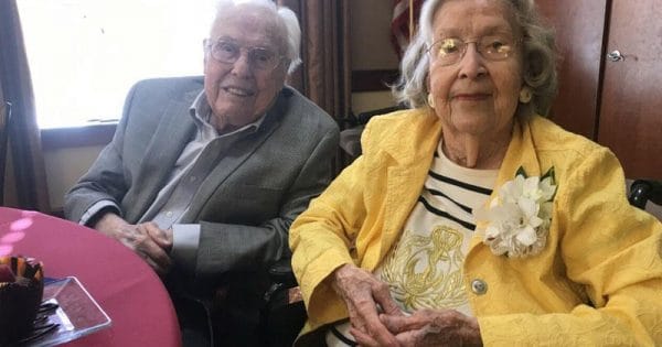 80 il evli olan dünyanın ən yaşlı cütlüyü ƏBƏDİ SEVGİNİN SİRRİNİ AÇDI