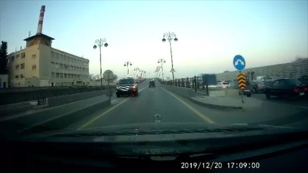 Bakıda “Toyota” sürücüsündən ağlasığmaz addım – VİDEO