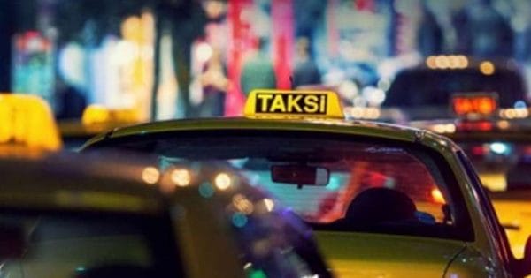 Bakıda taksi xidmətlərinin ödəniş “oyunu” – DETALLAR
