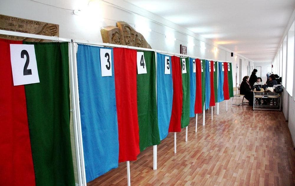 Bu gündən seçicilərə səsvermə vəsiqələrinin verilməsi başa çatır