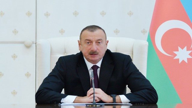“Prezident sığortaçıların oyununu dağıtdı: Əhalini cərimələmək yox, maarifləndirmək lazımdır”