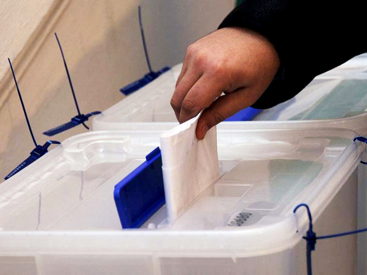 934 nəfərin deputatlığa namizədliyi qeydə alınıb