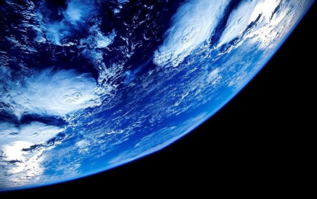 “SpaceX” növbəti “Starlink” internet peyklərini orbitə çıxarıb 1 Peyk