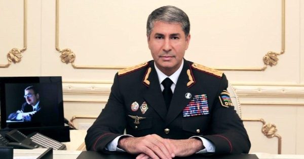 Vilayət Eyvazov yüksək rütbəli polis zabitini işdən qovdu