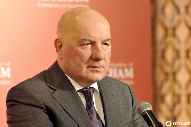 Elman Rüstəmov: “Bütün banklarda əhalinin ala biləcəyi qədər nağd valyuta var” – VİDEO