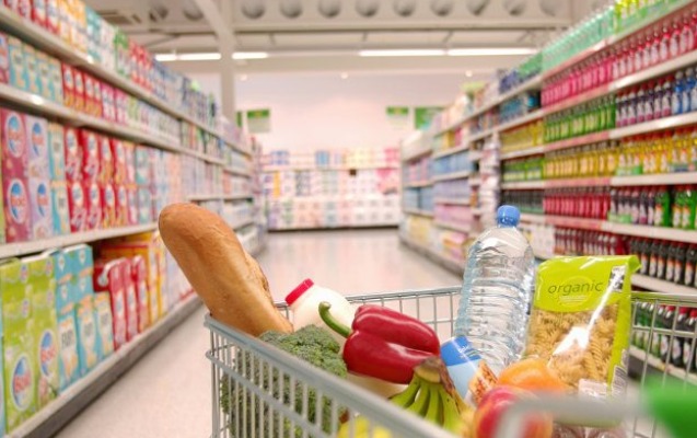 Marketlərdə qablaşdırılmamış məhsulları götürmək qadağan edildi 1 Marketlərdə qablaşdırılmamış məhsulları götürmək qadağan edildi