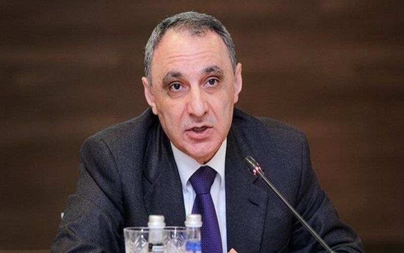 Baş prokuror bütün köməkçilərini işdən çıxardı 1 Baş prokuror bütün köməkçilərini işdən çıxardı