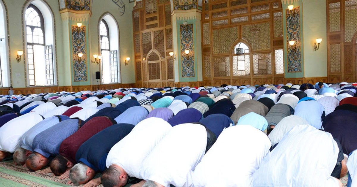 Bayram namazı karantin şərtlərinə uyğun qılınacaq