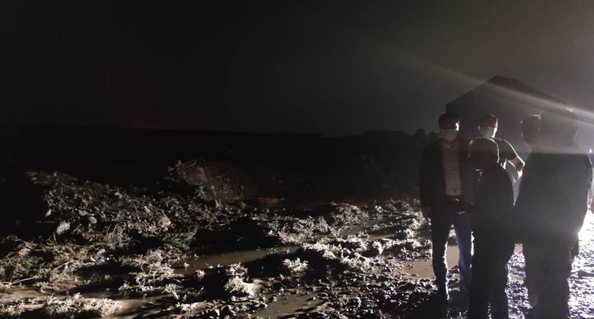 Güclü yağış Gəncədə bir sıra fəsadlar törədib (FOTO)