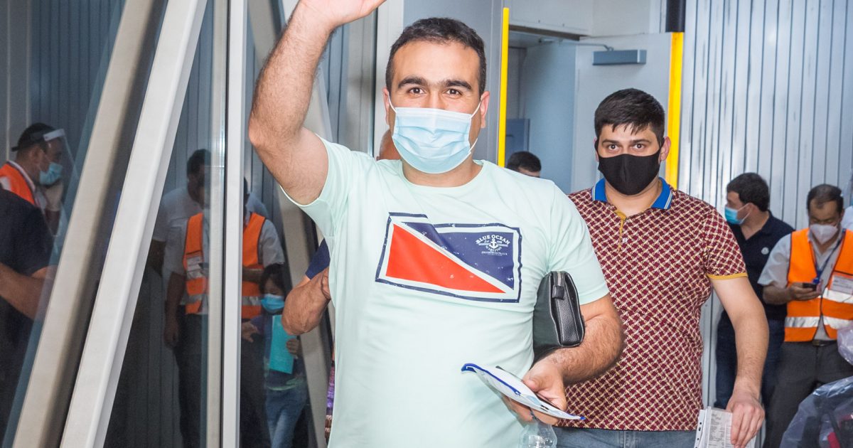 Xaricdə olan vətəndaşların Azərbaycana gətirilməsi davam edir