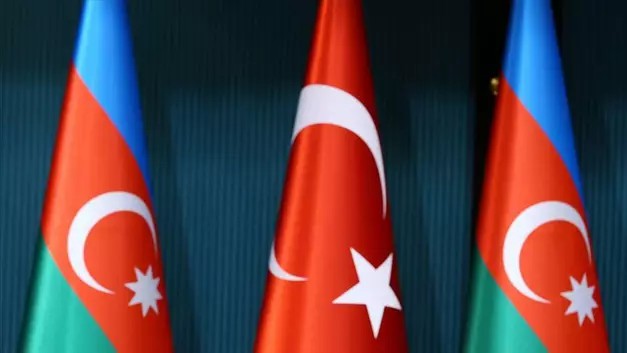 Cumhurbaşkanlığı Sözcüsü Kalın: Türkiye, sonuna kadar Azerbaycan'ın yanında olacak 1 Cumhurbaşkanlığı Sözcüsü Kalın: Türkiye, sonuna kadar Azerbaycan’ın yanında olacak