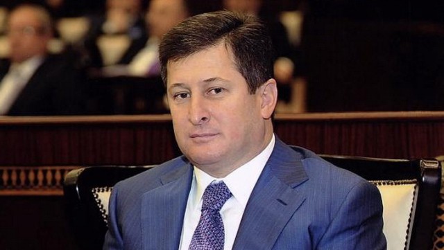 Falçının 1 milyon aldığı xanım Kərəm Həsənovun bacısı imiş 1 Falçının 1 milyon aldığı xanım Kərəm Həsənovun bacısı imiş
