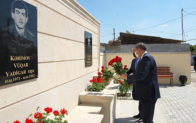 Şirvanda şəhidlərə xatirə kompleksləri ucaldılır - Fotolar 9 Şirvanda şəhidlərə xatirə kompleksləri ucaldılır – Fotolar