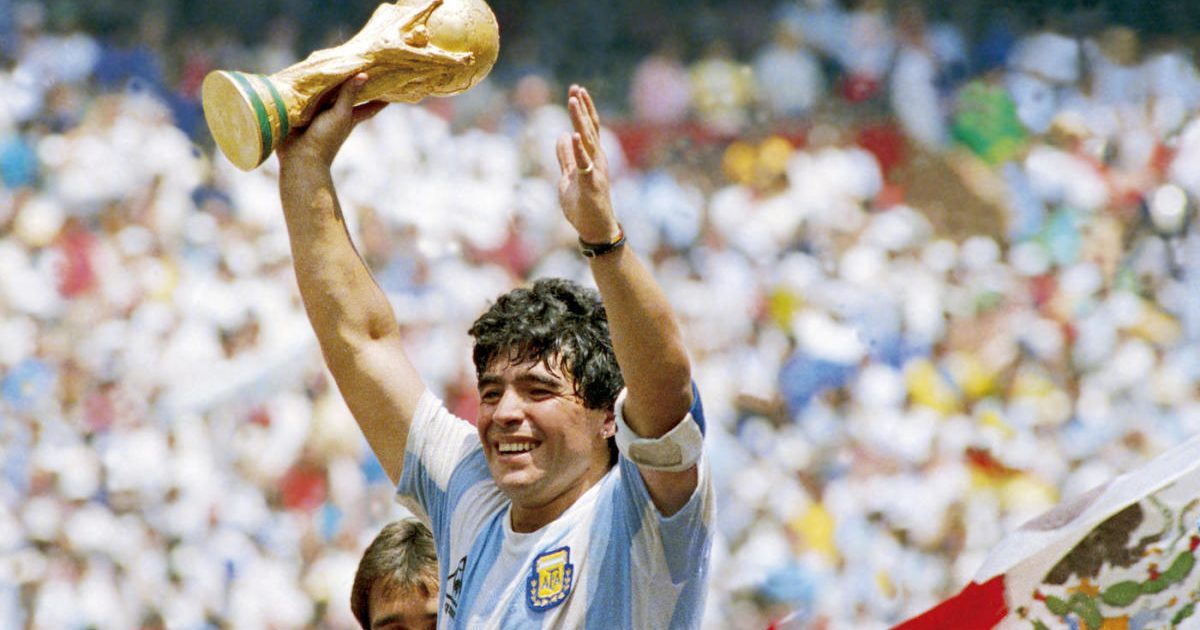 İtaliya klubları Maradonaya görə meydana bu şəkildə çıxacaqlar 1 İtaliya klubları Maradonaya görə meydana bu şəkildə çıxacaqlar