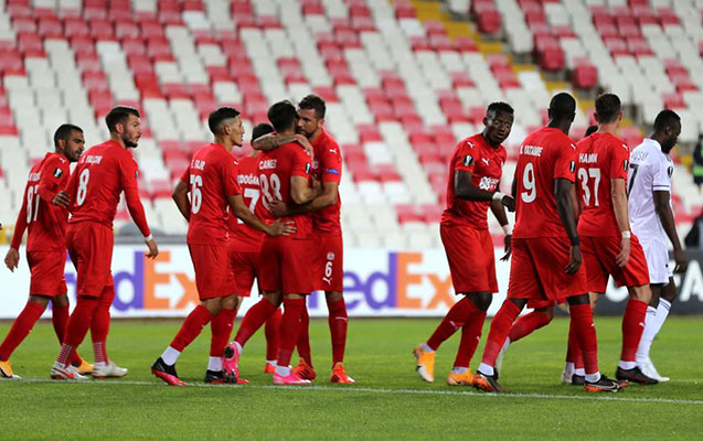 “Qarabağ” “Sivasspor”a səfərdə məğlub oldu- Avropa Liqası 1 “Qarabağ” “Sivasspor”a səfərdə məğlub oldu- Avropa Liqası