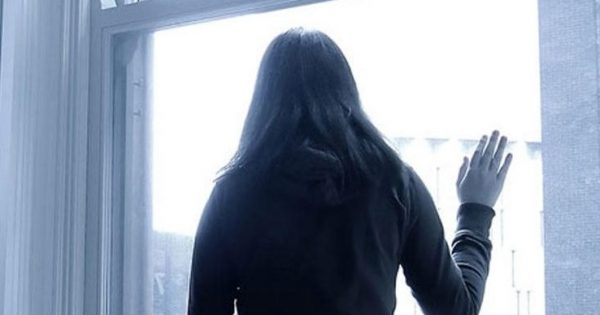 Azərbaycanda imtahandan kəsilən 17 yaşlı qızdan DƏHŞƏTLİ ƏMƏL – FOTO