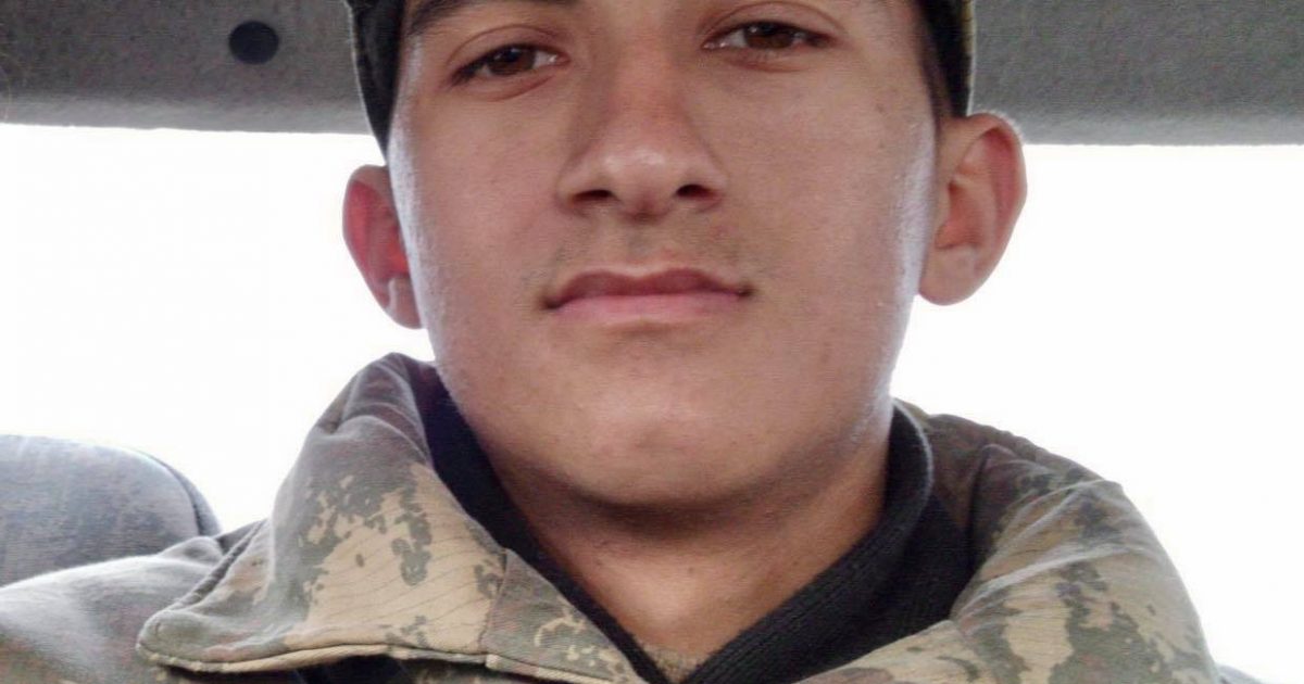 Şəhid anası onlara verilən 10 mini orduya bağışladı 3 Şəhid anası onlara verilən 10 mini orduya bağışladı