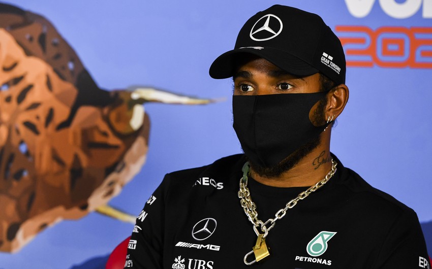 “Mercedes” pilotu Lüis Hemilton da koronavirusa yoluxdu