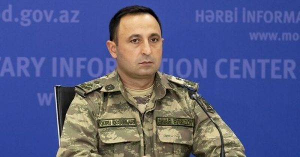 Anar Eyvazov: “Ermənistan silahlı qüvvələrinin birləşmələri hərbi təyinatlı obyektlərə mülki şəxsləri cəlb edir”