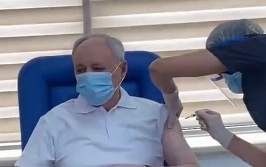 Nazirlik bugünkü vaksinasiya ilə bağlı açıqlama yayıb 1 Nazirlik bugünkü vaksinasiya ilə bağlı açıqlama yayıb