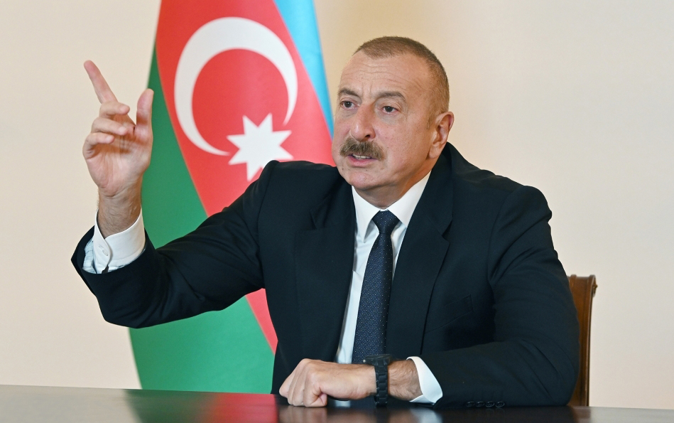 Prezident Elman Rüstəmov sərt tənqid etdi: "Bu, özbaşınalıqdır" 1 image-ilham-1
