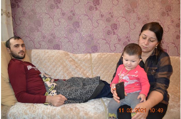 “Bir dəfə də olsun Yevlax İcra Hakimiyyəti vəziyyətimizlə maraqlanmayıb” – Qazinin anası   