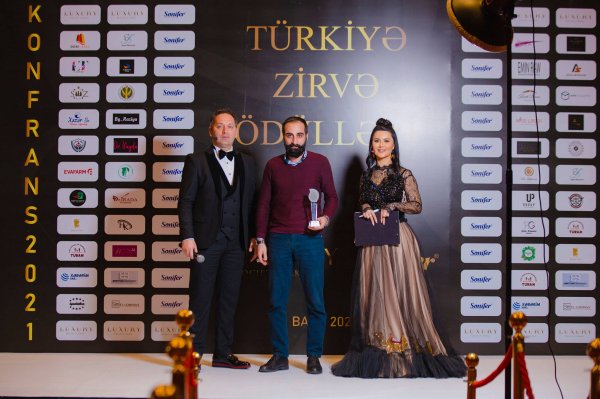 Elşən Gəncəvi “Luxury Society” layihəsində Mükafata layiq görülüb – FOTOLAR