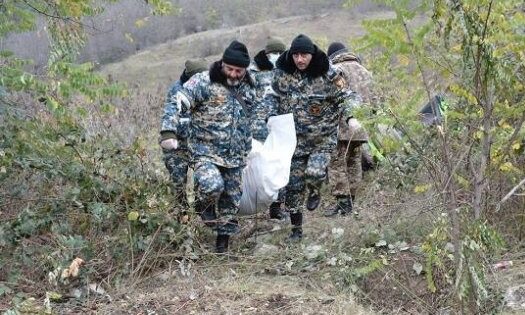 Daha 3 erməni hərbçinin meyiti tapıldı 7 image-1615839140_ermeni-meyiti-ss