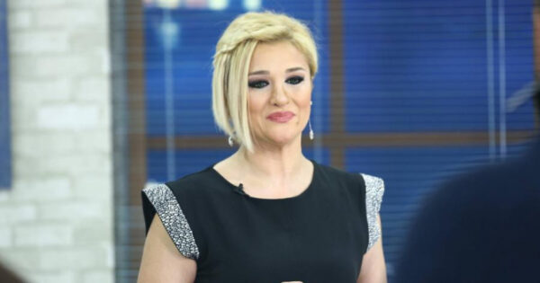 Mətanət Əliverdiyeva işdən çıxarıldı 7 image-1504681765_1443510737_0001