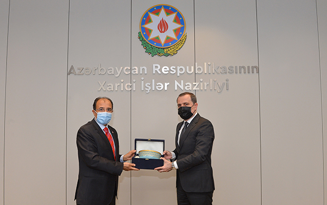 Ceyhun Bayramov Türkiyənin yeni səfiri ilə görüşdü
