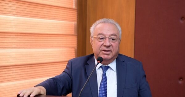 image-8fedf834-4dd9-336f-a3f4-d6b6bfd597ce_850