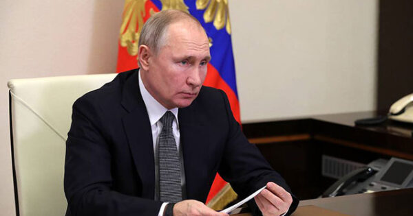 Putin azərbaycanlı rəqqası təltif etdi 17 image-putin