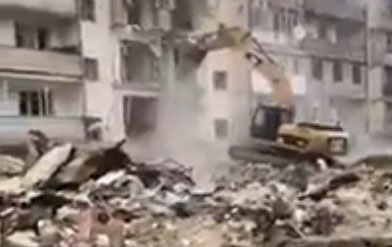 Şuşada qəzalı vəziyyətdə olan binalar sökülür – Video