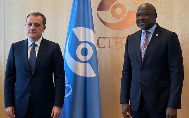 Ceyhun Bayramov Lassina Zerbo ilə görüşdü – Foto