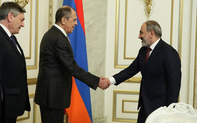 Sergey Lavrov Paşinyanla görüşdü