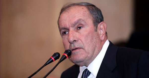 Ter-Petrosyan: “Qarabağ məsələsində Ermənistanın müttəfiqi yoxdur” 1 image-petrosyan