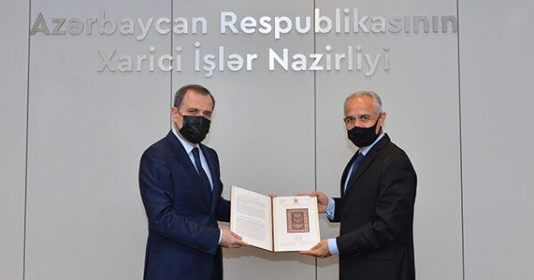 Ceyhun Bayramov Qulam İshaqzaini qəbul edib 7 image-qulamishazqai