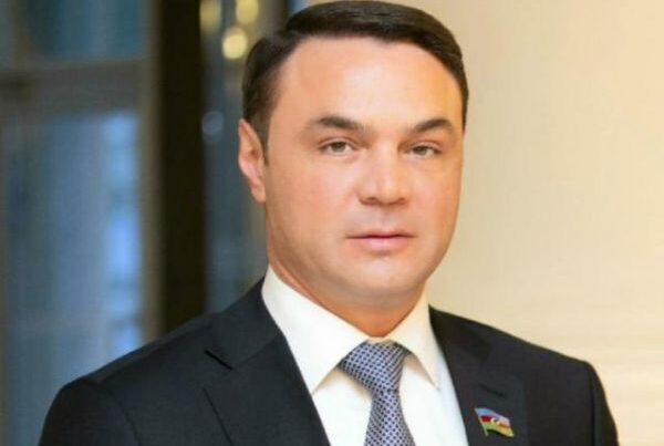 "İndiyədək ona görə susurdum ki..." - Polisi döyən deputat danışdı 1 image-eldenizselimov