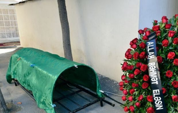 Tanınmış infeksionist koronavirusdan vəfat etdi-FOTO 5 image-hokm_366b94724334ba9b49725fd413c7d5da_9zmxku7c8sv5twl1ehp2-620x393