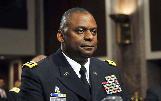 Pentaqon rəhbəri Gürcüstanda səfərdədir 1 image-us-army-lt-gen-lloyd-austin-iii-sits-a