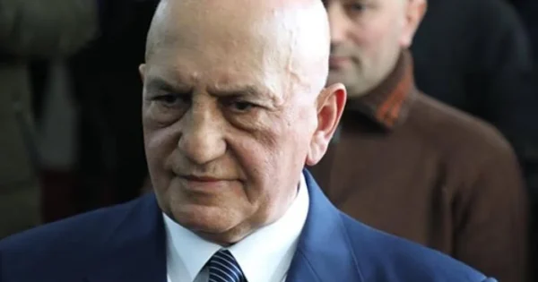 Əli İnsanov toya buraxılmadı 8 image-eli-insanov-11