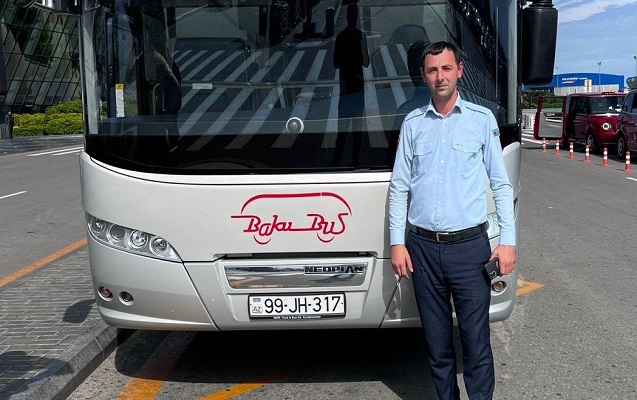 Bakıda avtobusda tapdığı 20 min dolları sahibinə qaytardı - FOTO 2 image-bbbbgggg