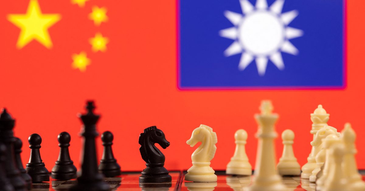 image-file-photo-illustration-shows-china-and-taiwans-flags