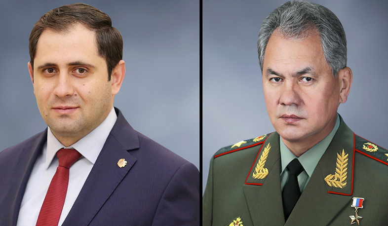 Ermənistan və Rusiya müdafiə nazirləri əməkdaşlığı müzakirə edib 1 image-4