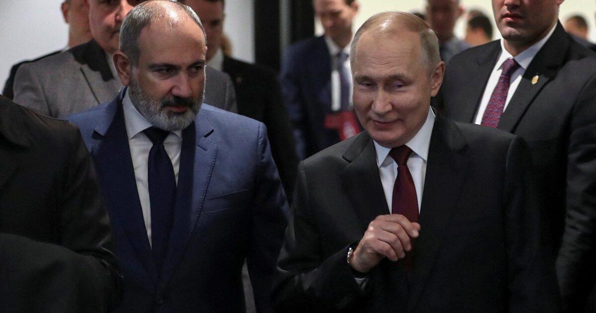 image-vladimir-putin-ile-nikol-pasinyan-bir-araya-geldi-e3mvt1f6