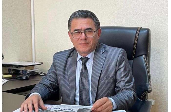 Natiq Məmmədli: “Jurnalistlərin reyestrdən keçməsi və vəsiqə əldə etməsi könüllü xarakter daşıyır” 1 image-natiq22