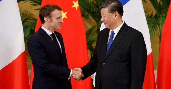 Makron Çinə Rusiyaya silah tədarük etməmək barədə xəbərdarlıq edib 14 image-makron-tsipin