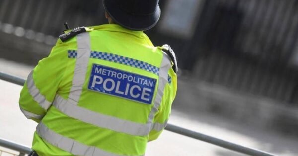 image-ingiltere-polisi